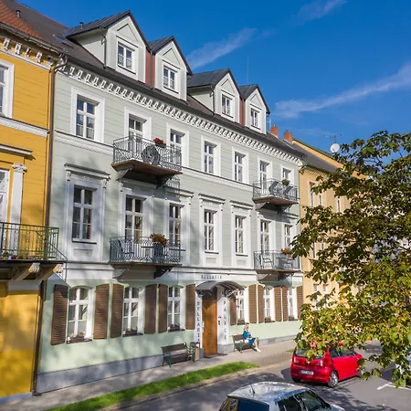 Ld Palace & Kur Hotel