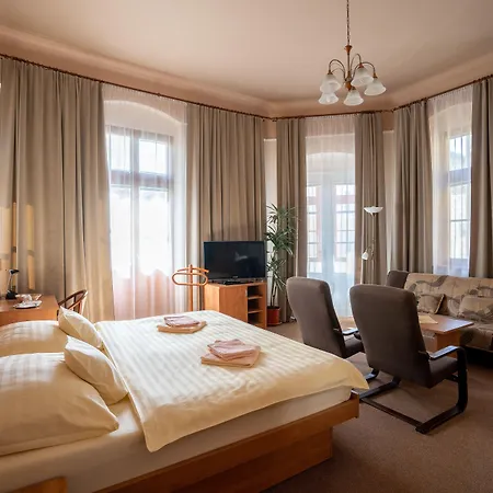 Ld Palace & Kur Frantiskovy Lazne